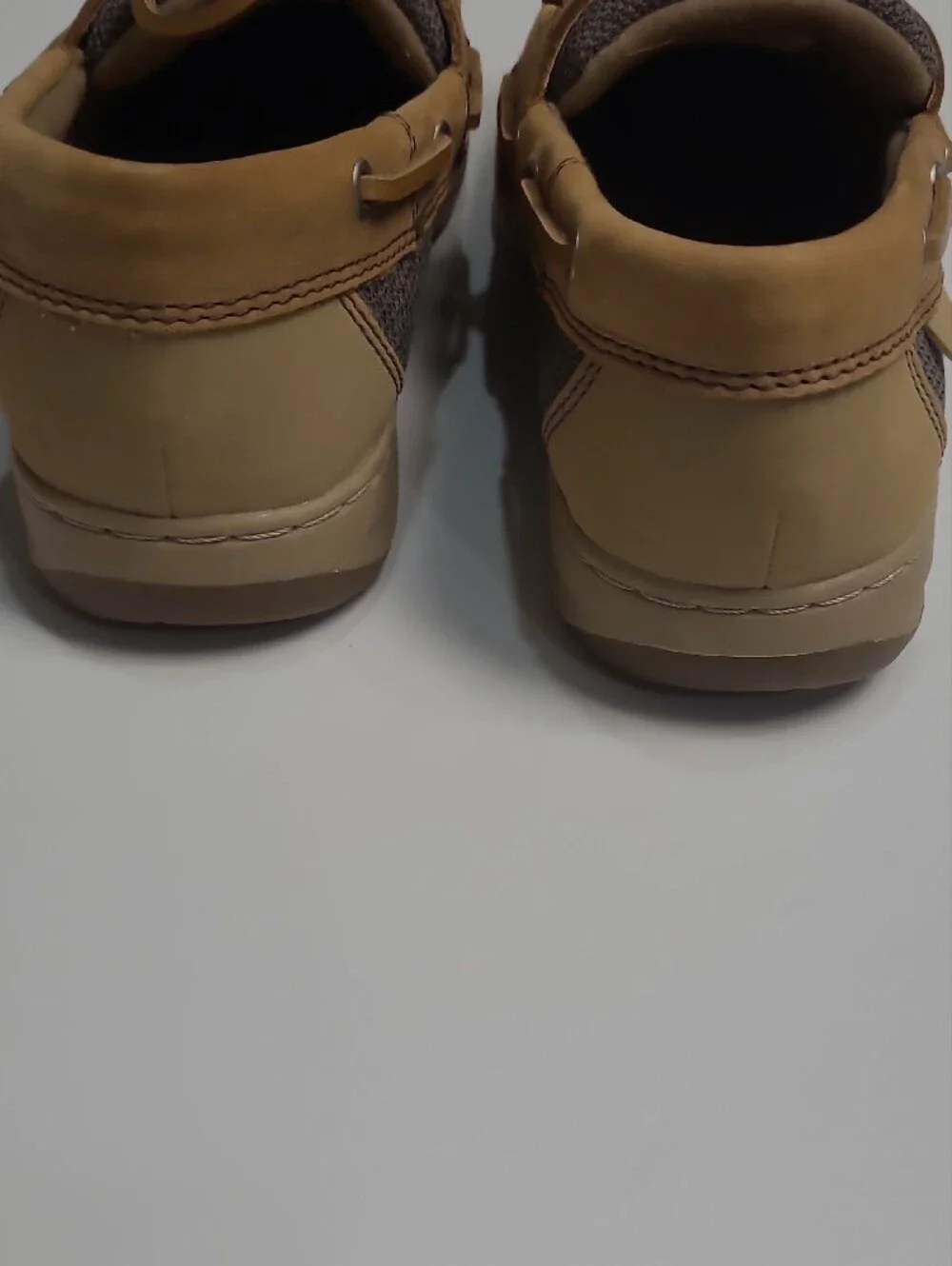 Maui Island Tan Leather Boat Shoes -Size 10